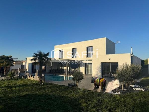 MAISON CONTEMPORAINE 6 CHAMBRES + PISCINE + GARAGE