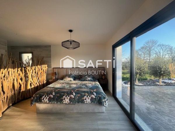 MAISON CONTEMPORAINE 6 CHAMBRES + PISCINE + GARAGE