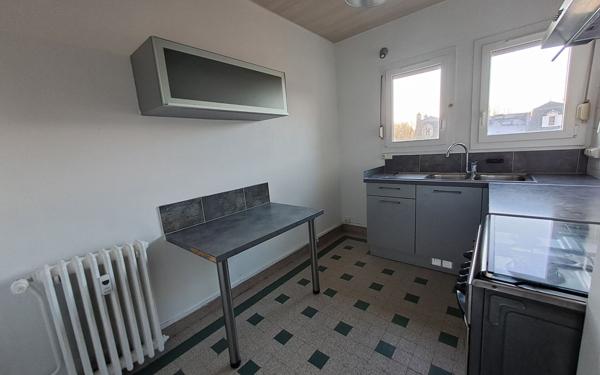 Appartement à louer    3 pièces • 70 m2 Limoges