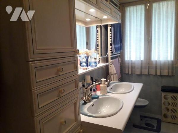 GRAND PAVILLON DE CONSTRUCTION ARTISANALE AU C?UR DE LA VALLÉE DU CHER.  VOISIN DU ZOO DE BEAUV...