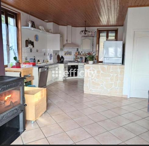 Maison
         13 pièces
        - 236 m² Bien prestige 498 000 € *