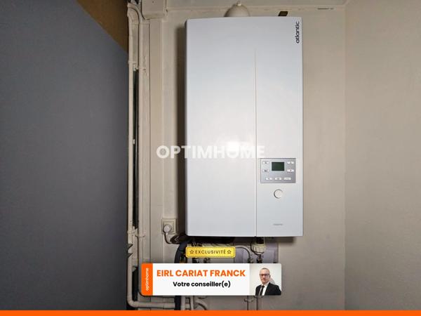 DEUX APPARTEMENTS SUR 154 M² ET COMMERCE DE 100 M², L’ENSEMBLE SUR 574 M² DE TERRAIN CLOS :