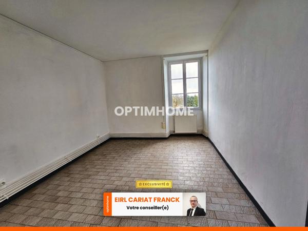 DEUX APPARTEMENTS SUR 154 M² ET COMMERCE DE 100 M², L’ENSEMBLE SUR 574 M² DE TERRAIN CLOS :