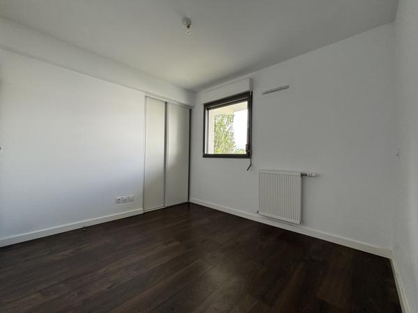 Bayonne Saint Etienne appartement 2 chambres avec terrasse de 27 m2, ascenseur et parking