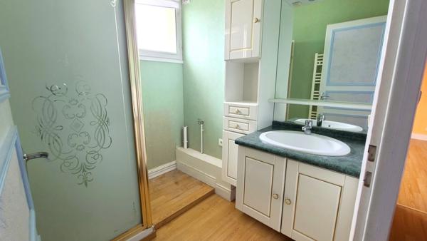 CHARTRES - GRAND T3 - 82 M² AVEC DOUBLE SEJOUR