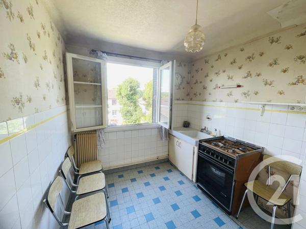 Maison à vendre  8 pièces - 106,42 m 2   BEAUCHAMP  - 95