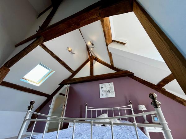 4 Etangs de pêche - Maison renovée - dépendances