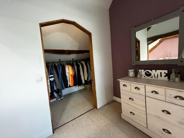 4 Etangs de pêche - Maison renovée - dépendances