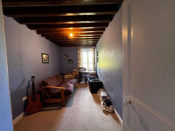 4 Etangs de pêche - Maison renovée - dépendances