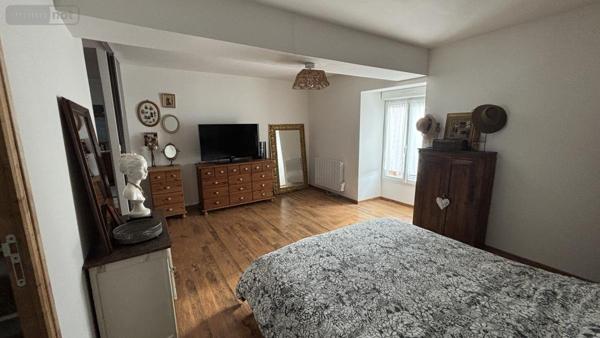 Maison à vendre à Soulgé-sur-Ouette en Mayenne (53210), ref : 53005-2155