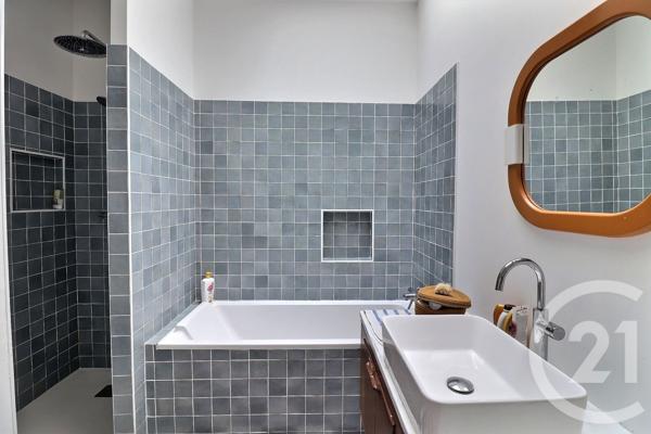 Maison à vendre  5 pièces - 149 m 2   BEGLES  - 33