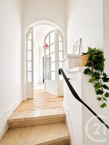 Maison à vendre  5 pièces - 149 m 2   BEGLES  - 33