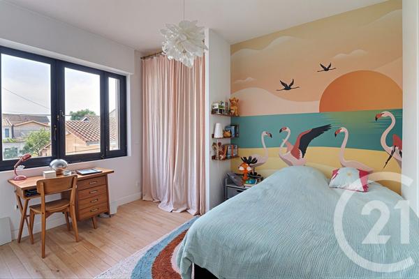 Maison à vendre  5 pièces - 149 m 2   BEGLES  - 33