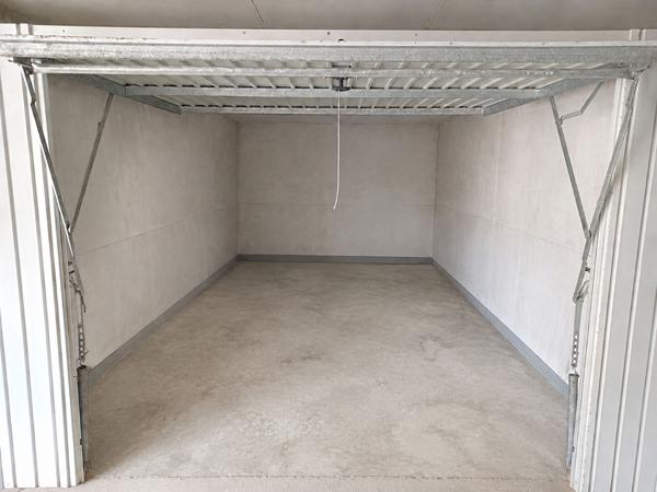 Garage en sous-sol, résidence Les Marines