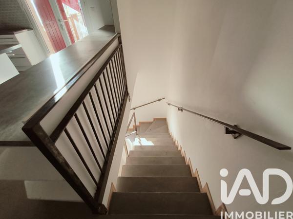 Maison à vendre 13 pièces 280 m² Saint-Laurent-d'Aigouze