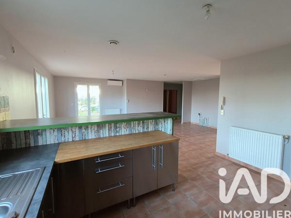 Maison à vendre 13 pièces 280 m² Saint-Laurent-d'Aigouze