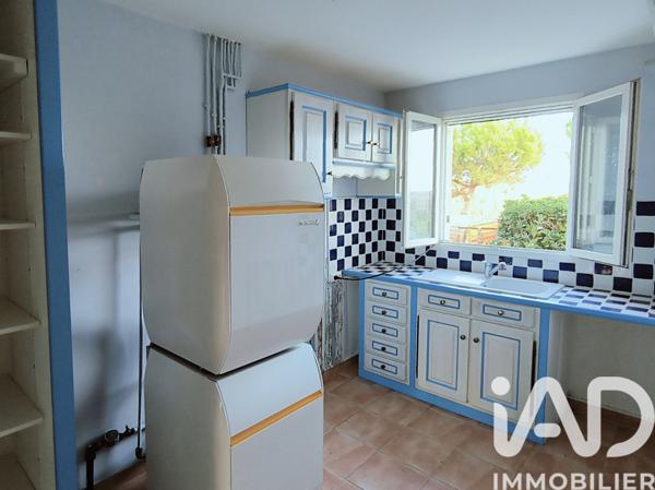 Maison à vendre 13 pièces 280 m² Saint-Laurent-d'Aigouze