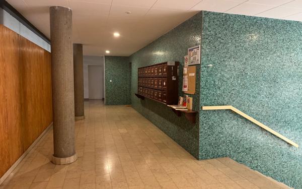 Appartement à vendre    4 pièces • 76,94 m2 Lyon 6