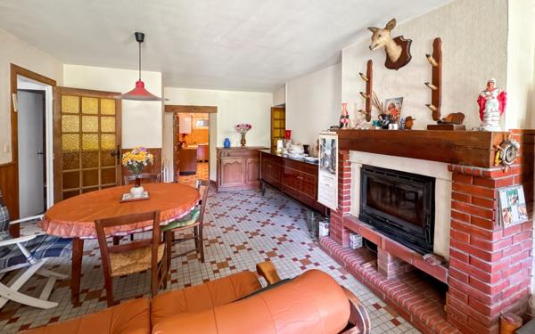 Maison à vendre    6 pièces •  Saint-Astier