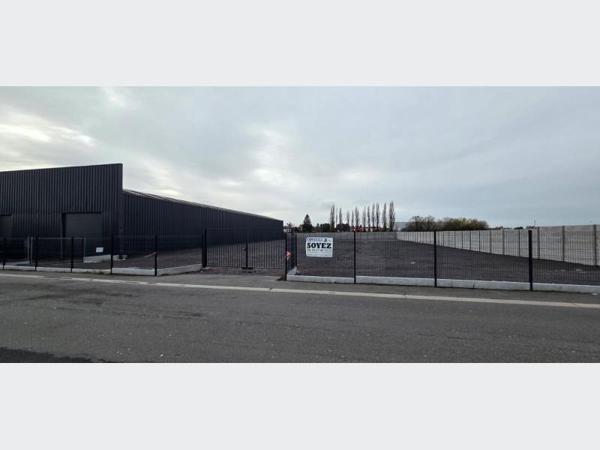 Entrepôt à Louer à LA SENTINELLE 6000 €