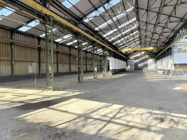 Entrepôt à Louer à LA SENTINELLE 6000 €