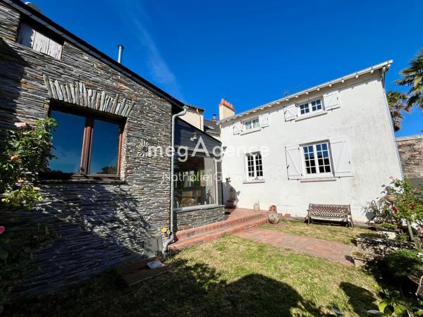 Maison à LES PONTS-DE-CE, 49130 - 8 pièces 165m²