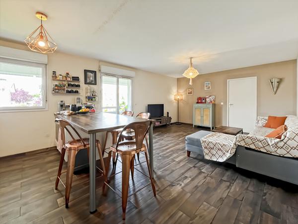 Appartement Mérignac 3 pièces 64.81 m2 résidence sécurisée avec piscine