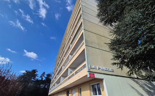 Appartement à vendre    3 pièces • 71 m2 Saint-Étienne