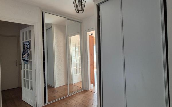 Appartement à vendre    3 pièces • 71 m2 Saint-Étienne