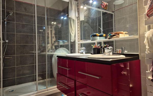 Appartement à vendre    3 pièces • 71 m2 Saint-Étienne