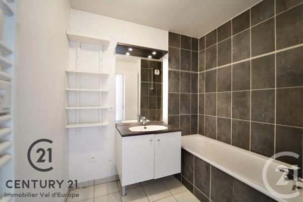 Appartement F3 à vendre  3 pièces - 58,40 m 2   CHAMPS SUR MARNE  - 77