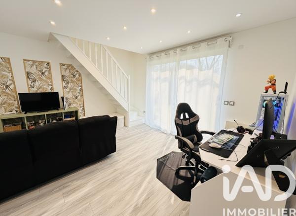 Maison à vendre 6 pièces 111 m² Lieusaint