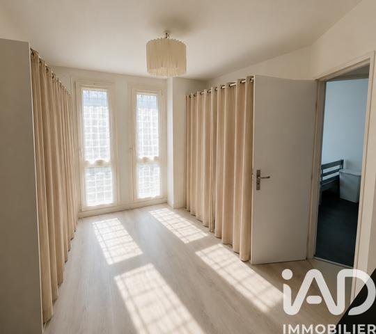 Maison à vendre 6 pièces 111 m² Lieusaint