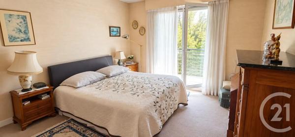 Appartement F9 à vendre  9 pièces - 143,82 m 2   ST MAUR DES FOSSES  - 94