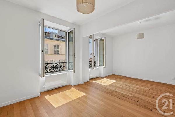 Appartement F2 à vendre  2 pièces - 62,60 m 2   PARIS  - 75003