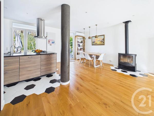 Maison à vendre  8 pièces - 114,71 m 2   STE GENEVIEVE DES BOIS  - 91