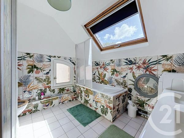 Maison à vendre  8 pièces - 114,71 m 2   STE GENEVIEVE DES BOIS  - 91