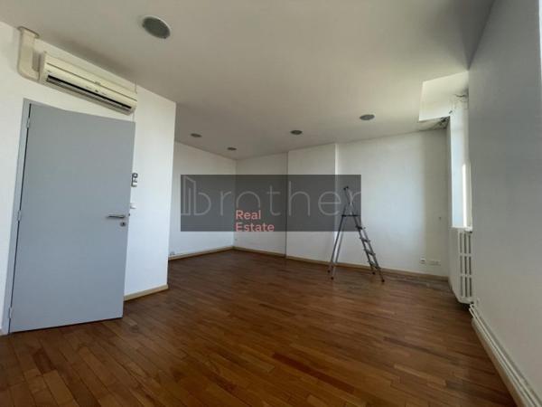 Bureau de 182 m² à vendre à Bordeaux Boulevards