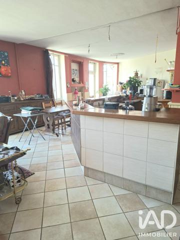 Maison à vendre 6 pièces 207 m² Cremeaux