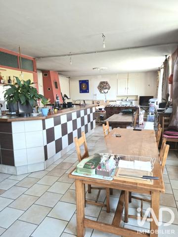 Maison à vendre 6 pièces 207 m² Cremeaux