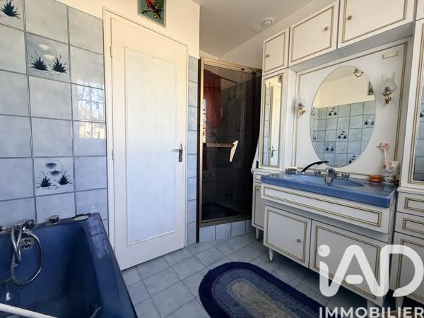 Maison à vendre 7 pièces 157 m² Périgny