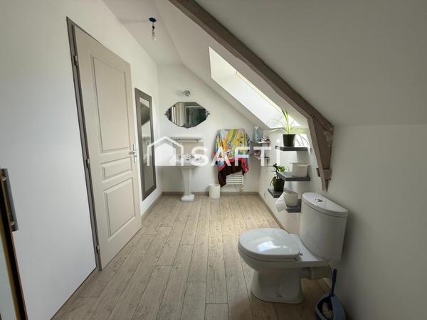 MAISON FAMILIALE TYPE LONGERE DE 138 M2 LOUEE PROCHE COMMODITÉS DE LOCMINE