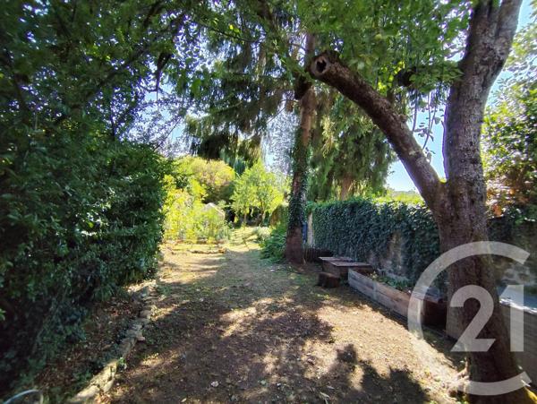 Maison à vendre  6 pièces - 202 m 2   LA CHATRE  - 36