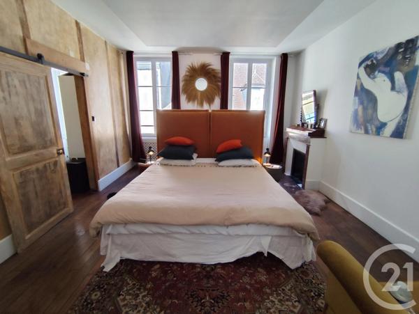 Maison à vendre  6 pièces - 202 m 2   LA CHATRE  - 36