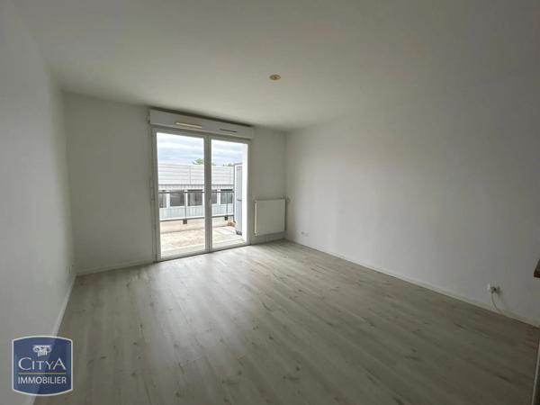 Appartement à louer 2 pièces 41.85m² Pomponne (77400)