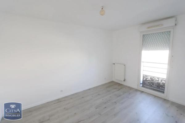 Appartement à louer 2 pièces 41.85m² Pomponne (77400)