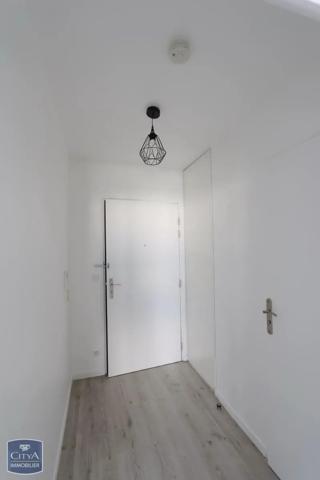 Appartement à louer 2 pièces 41.85m² Pomponne (77400)