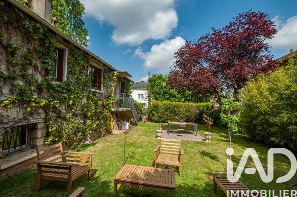Maison à vendre 7 pièces 139 m² La Celle-Saint-Cloud