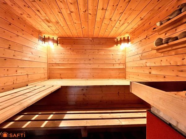 Maison atypique avec piscine au sud d’Orgères