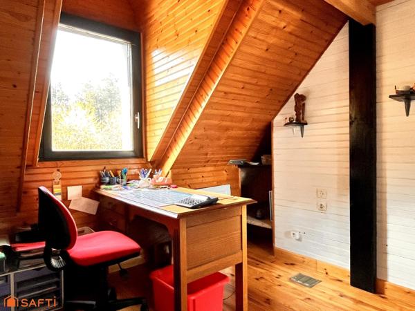 Maison atypique avec piscine au sud d’Orgères